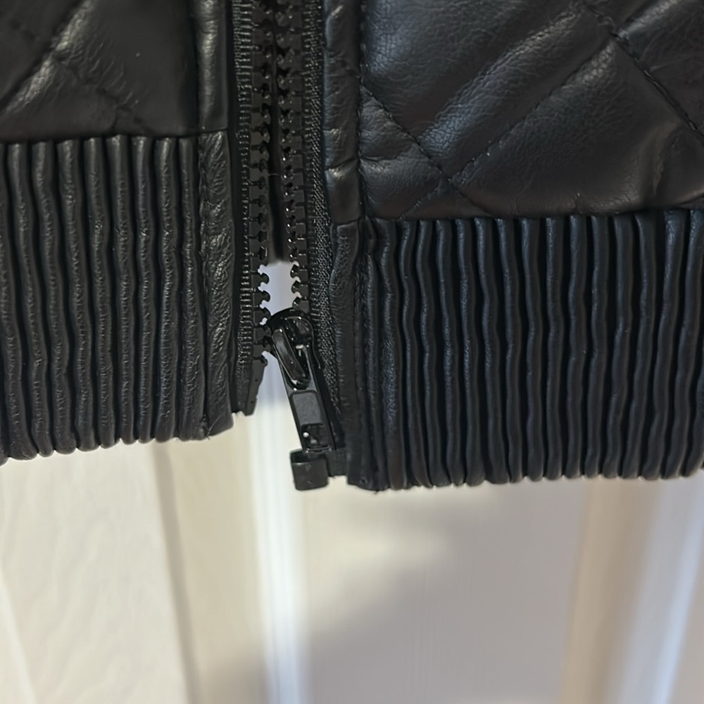 Ladies jacket - Picture 5 of 8